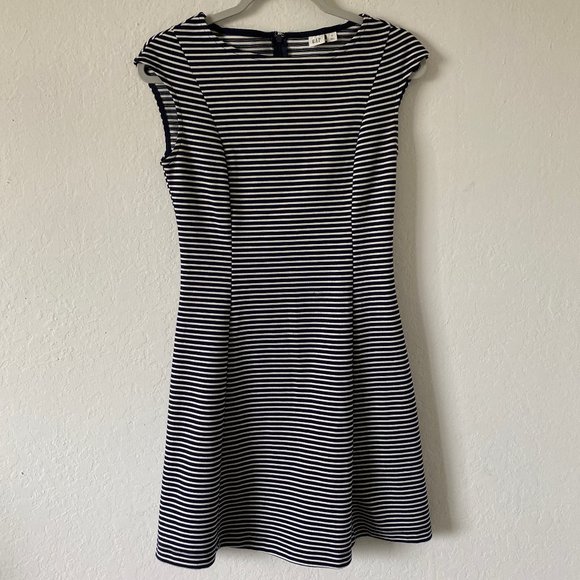 Gap Womens Dress Nautical Stripe Size 0 Cap Sleeve Mini Summer Preppy Flare - Picture 1 of 10